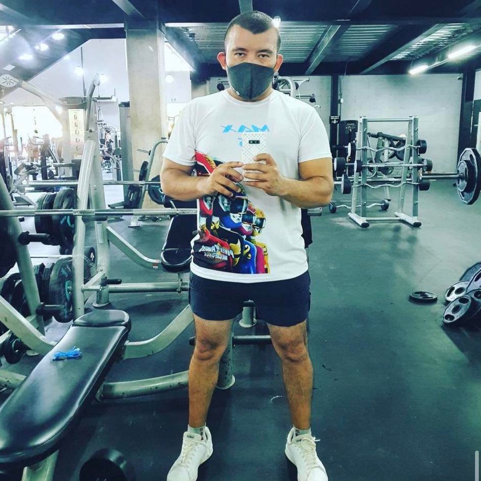 Raul Briceño Salazar en el gimnasio 
